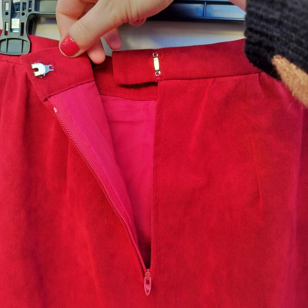 Vintage Red Suede Midi Pencil Skirt‎ Size Small
